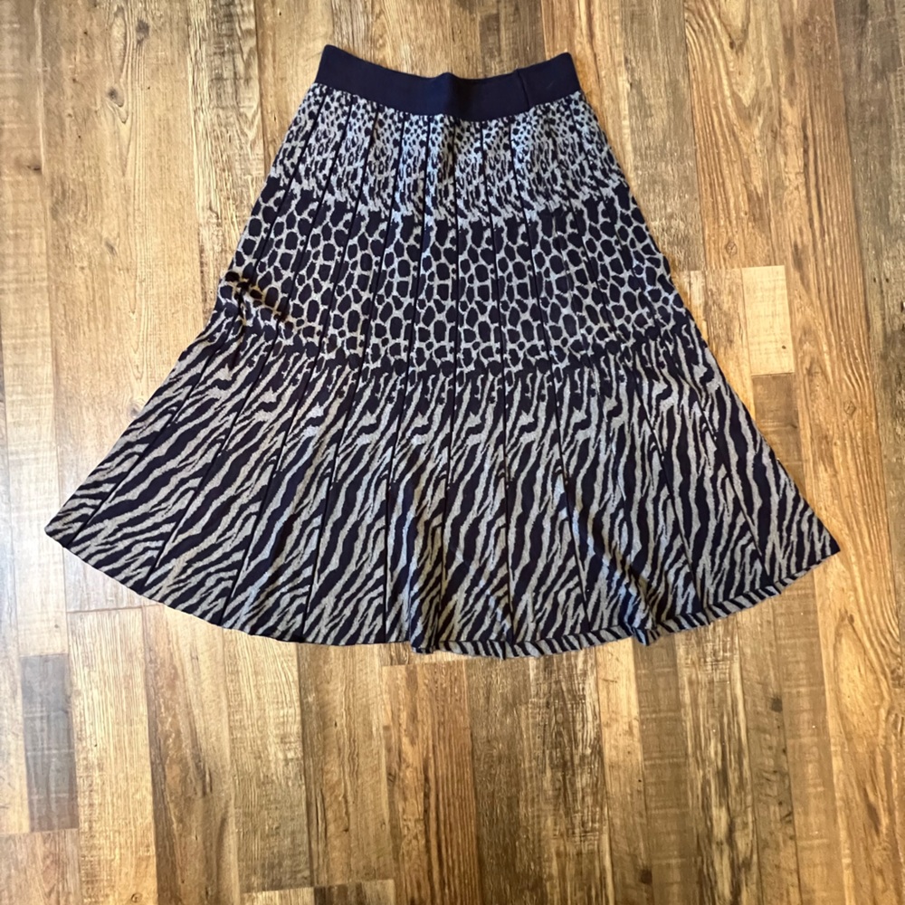 Super soft med calf length